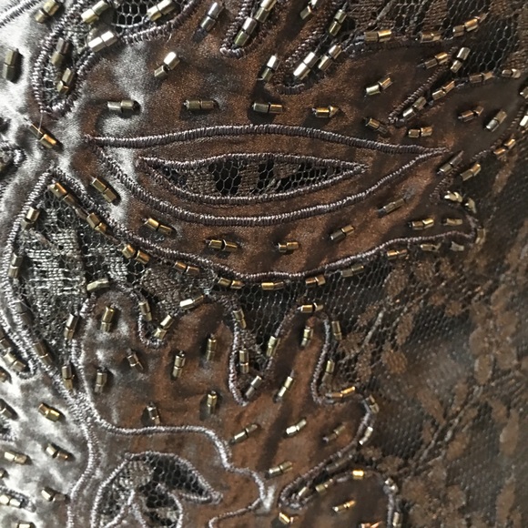 Karen Miller New York-Beaded Mother’s gown size 12 - Picture 12 of 14